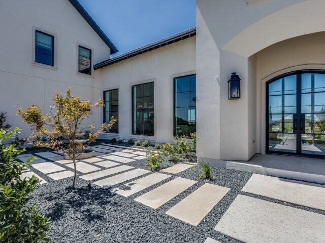 Smart Home Upgrades Transforming Luxury Living