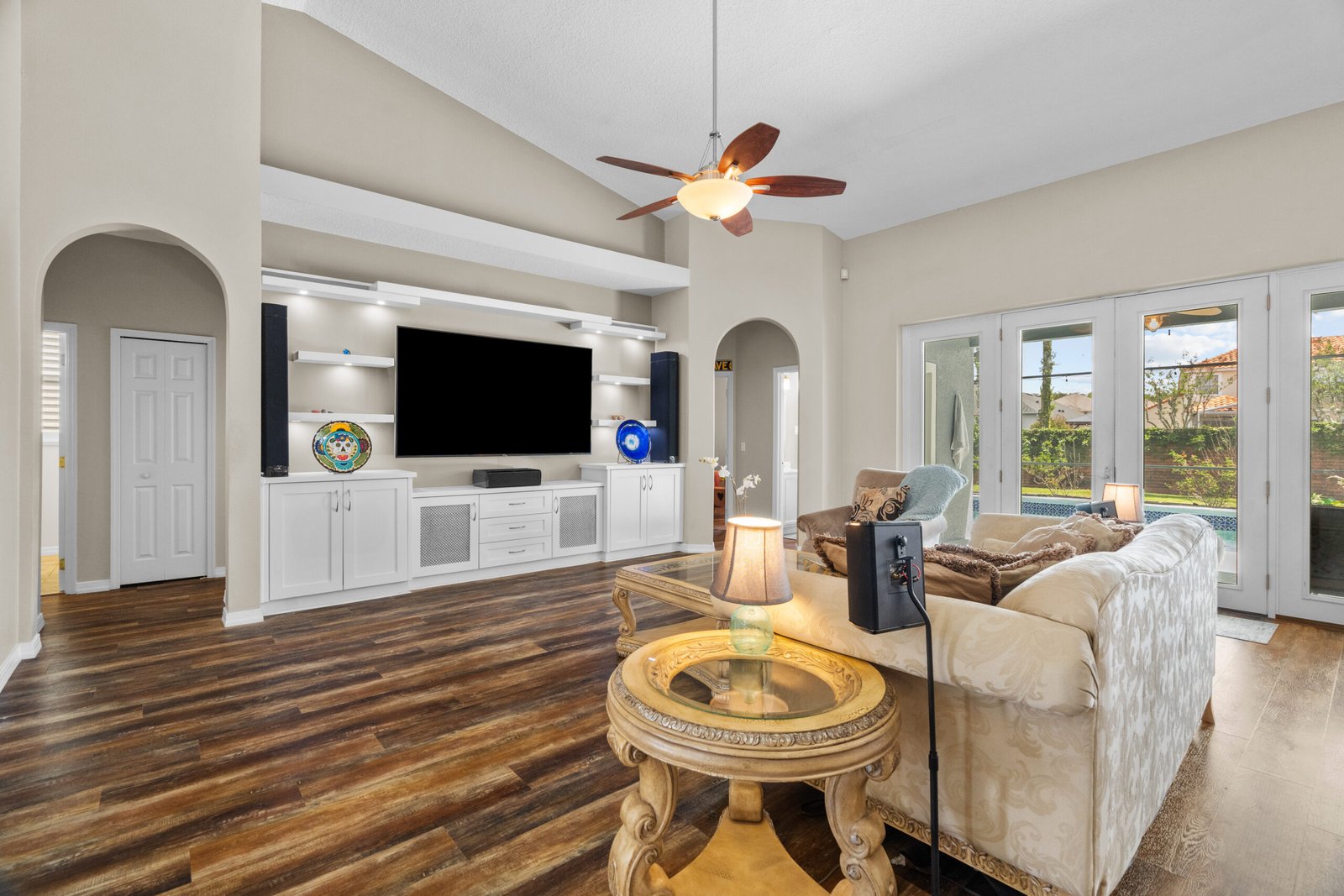14624 Kitlanselt Way living room Eastwood Orlando