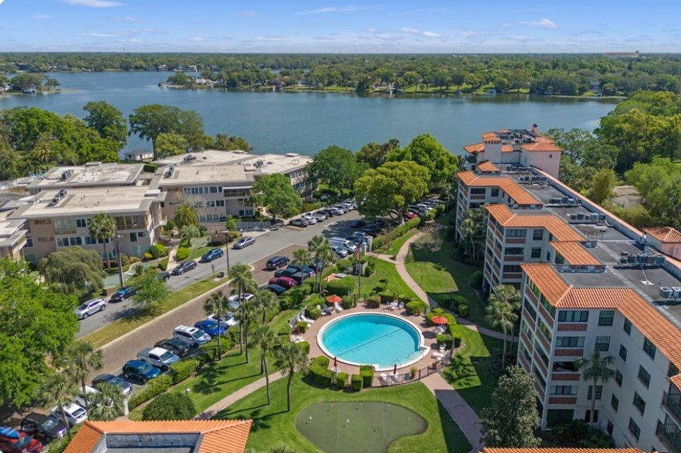 Condo for sale at 106 S Interlachen Avenue #118, Winter Park FL 32789 — 3 bed 2 bath 1834 sq ft
