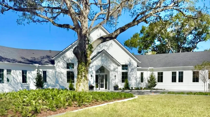 New Winter Park Christian Church (Disciples of Christ) building on Lakemont Avenue